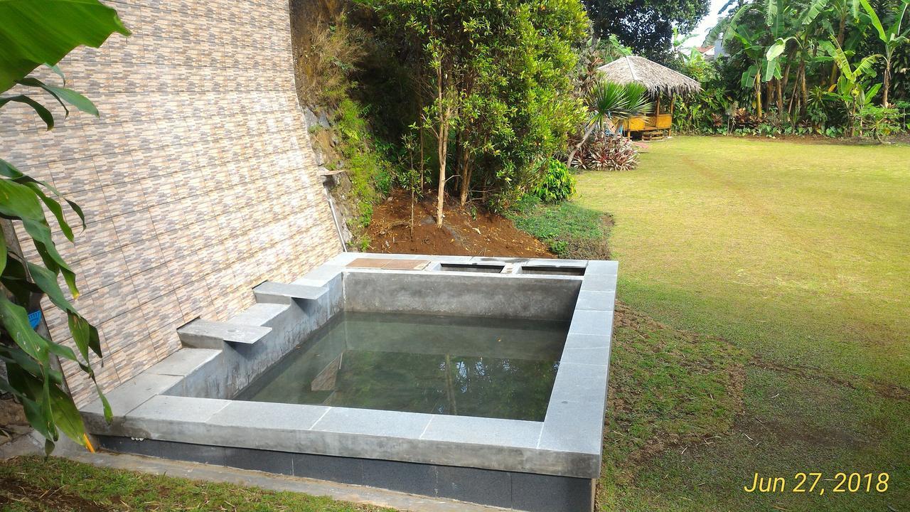 Villa Banana Puncak
